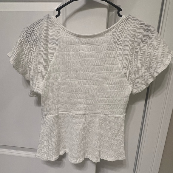 Francesca’s Collections Flowy Top - Picture 2 of 2